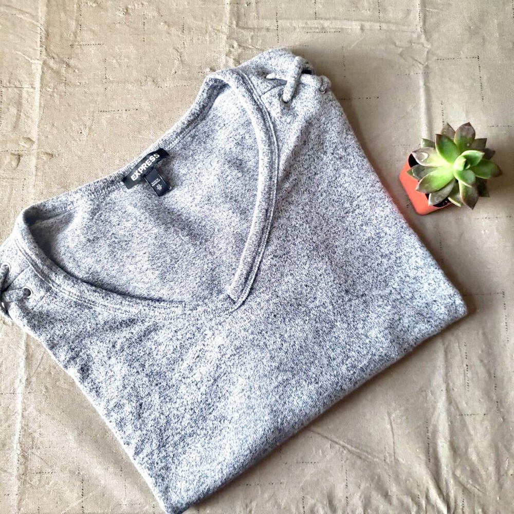 ✨ Express Sweater